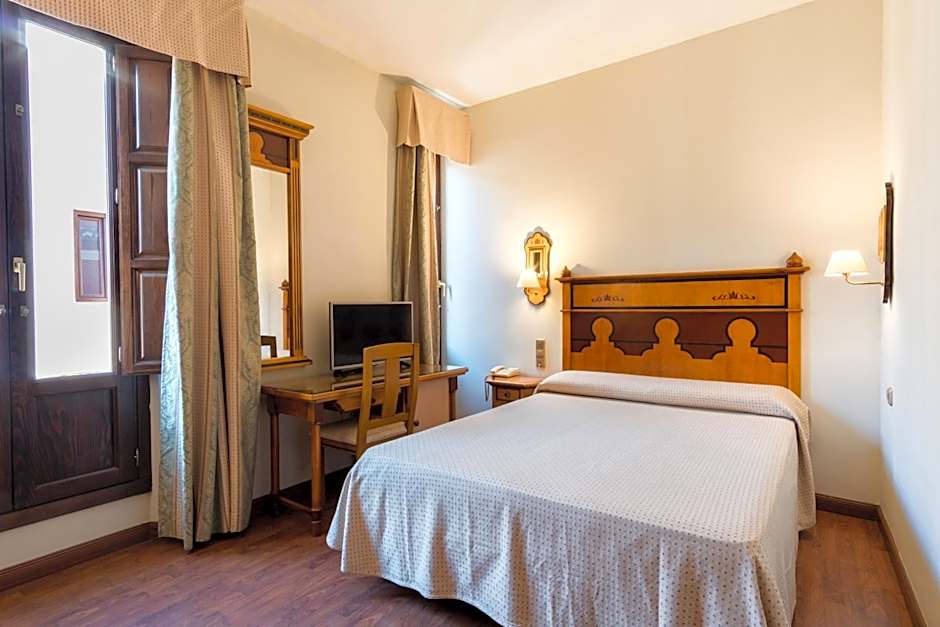 Hotel Plaza Nueva