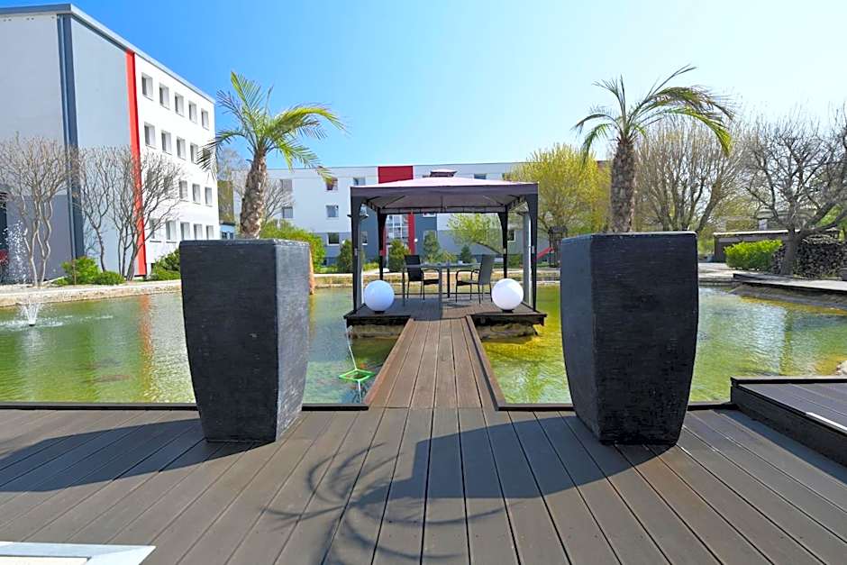 SKYHOTEL Merseburg