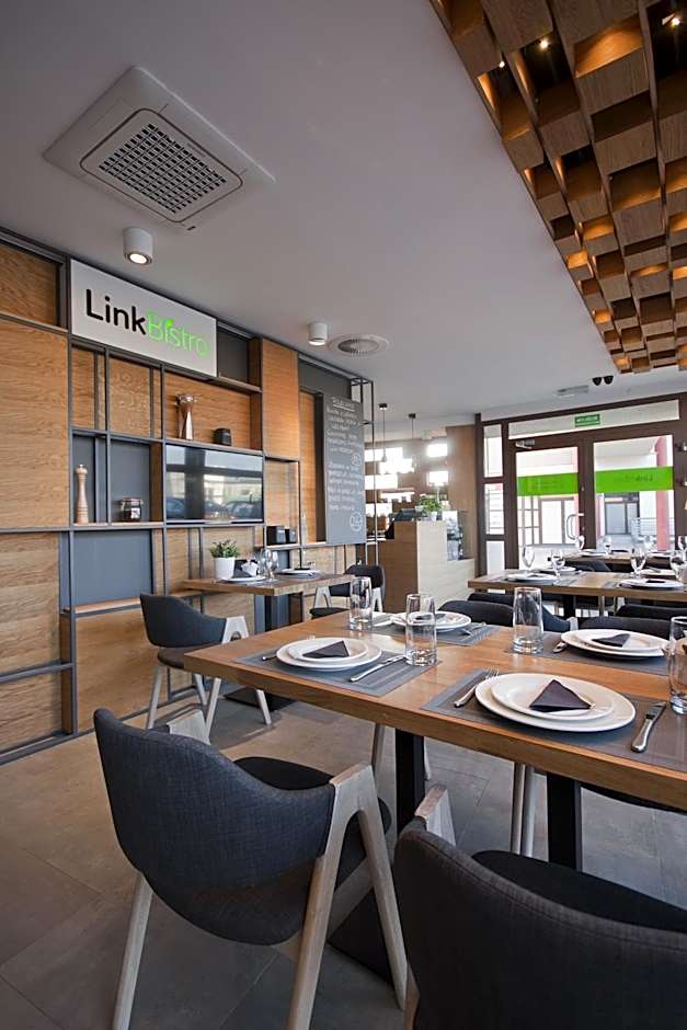 Link Hotel