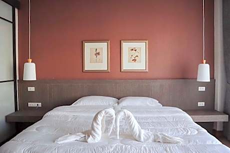Grand Deluxe Room