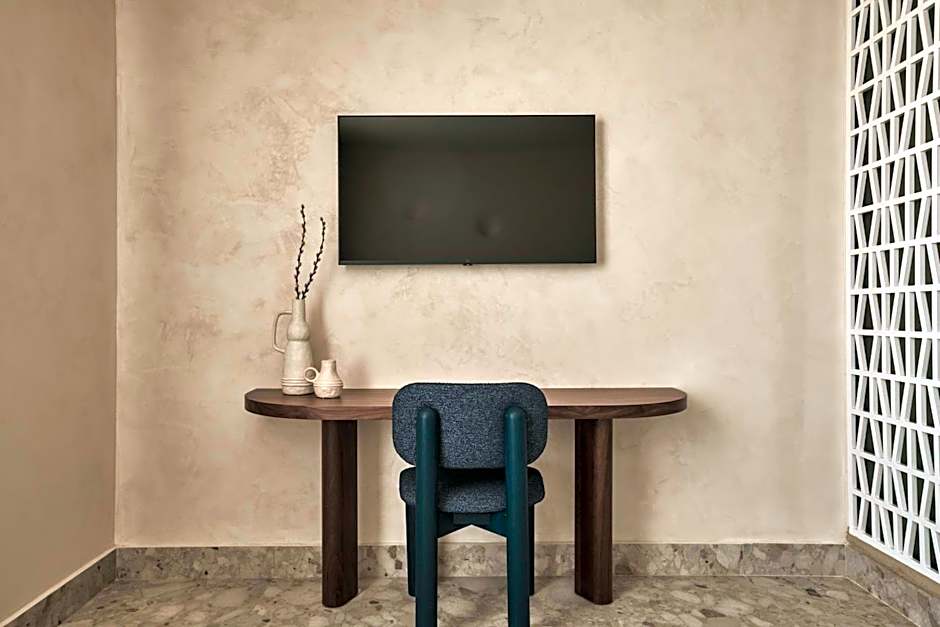 Uzenie All Suites Boutique Resort