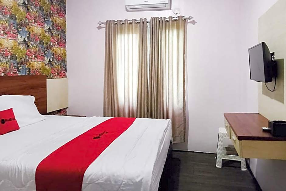 RedDoorz @ Pantai Panjang Bengkulu 2