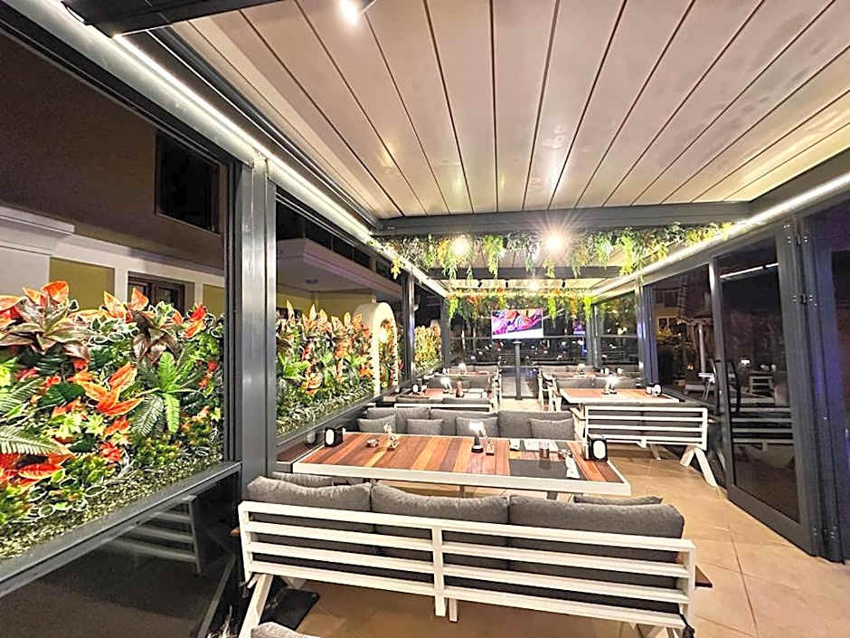 Club Karakas Apart Otel