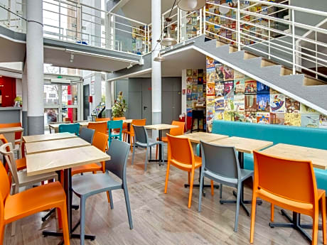 HotelF1 Bourges Le Subdray