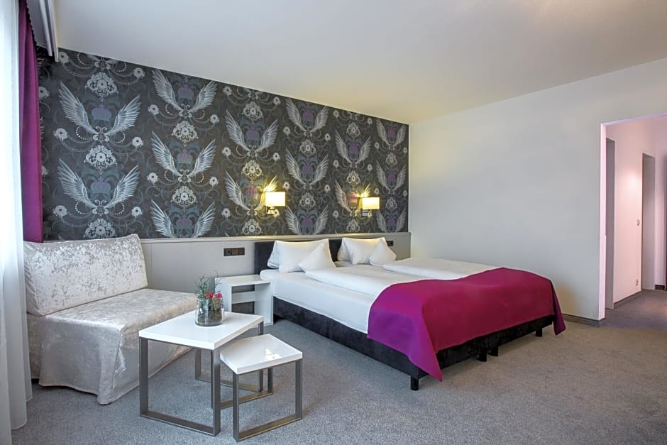 Hotel Hellers Twenty Four II -24h-Check-In-