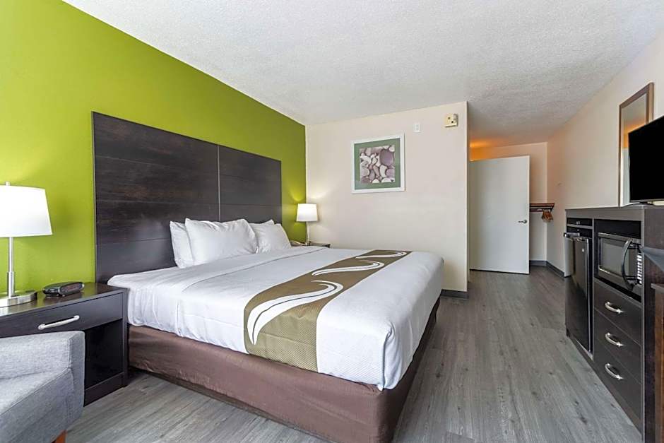Quality Inn & Suites Vandalia near I-70 and Hwy 51