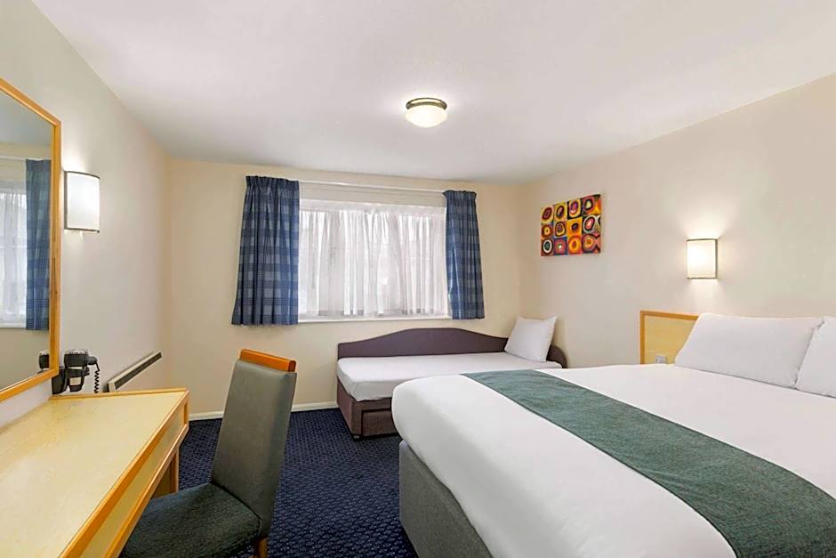 Days Inn Sutton Scotney South