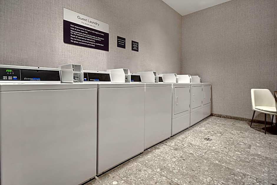 Home2 Suites by Hilton Kalamazoo Downtown, MI