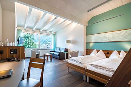 Family Suite with Lake View and Village View