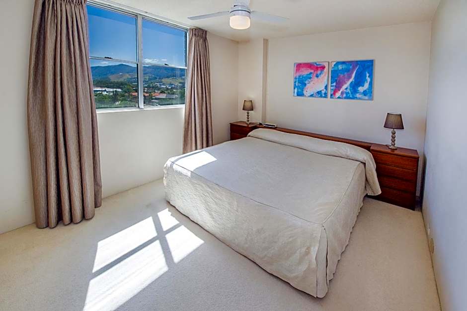 Tradewinds Apartments