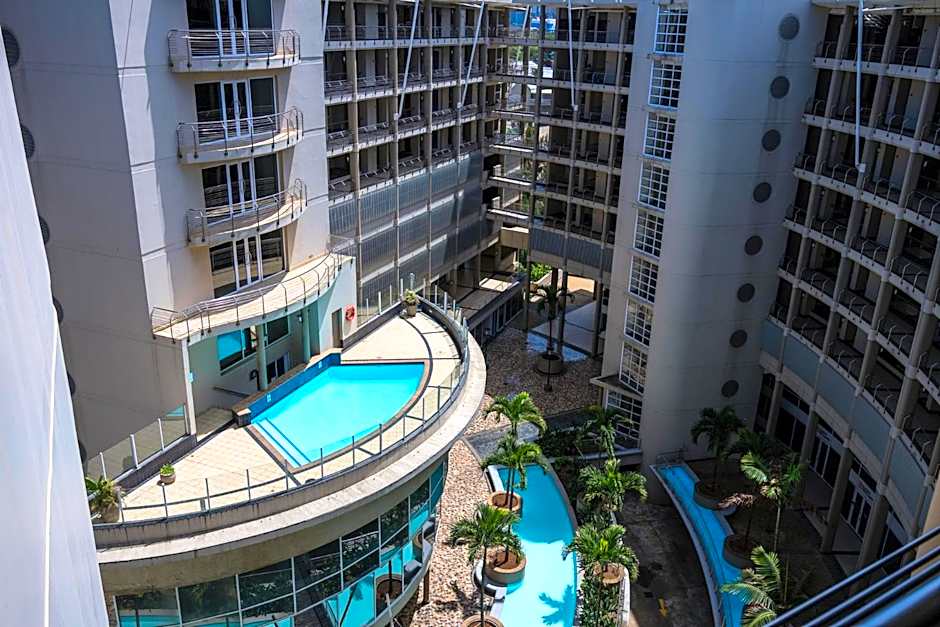 Stunning Sails on Point G407