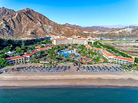 Fujairah Rotana Resort & Spa - Al Aqah Beach