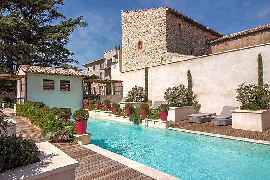 Boutique Hôtel La Villa Montesquieu & sa piscine