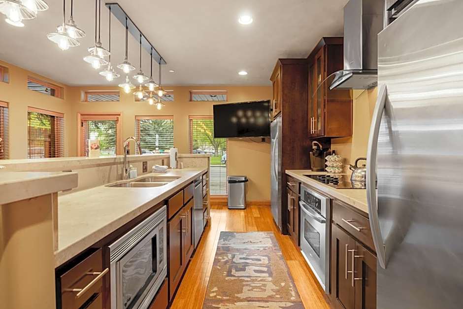 The White Buffalo Club