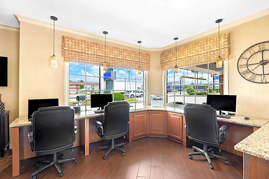  Best Western Coach House