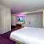 YOTEL New York Times Square