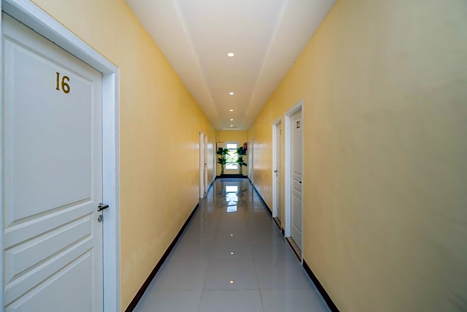 RedDoorz Syariah near RSUD Dr Iskak Tulungagung