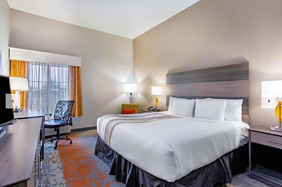 La Quinta Inn & Suites by Wyndham Andrews