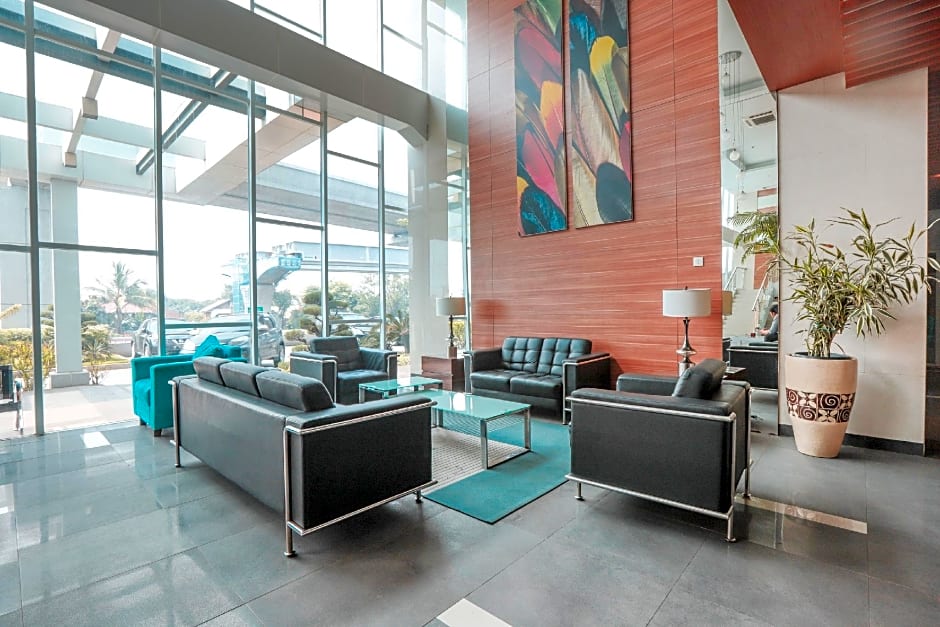 OYO  Flagship 755 Appartel Grand Dhika City