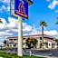 Studio 6-Buttonwillow, CA