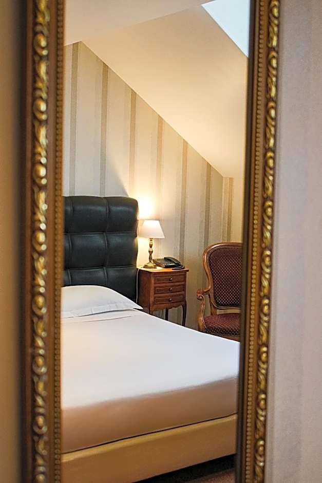 Hotel La Villa Fleurie