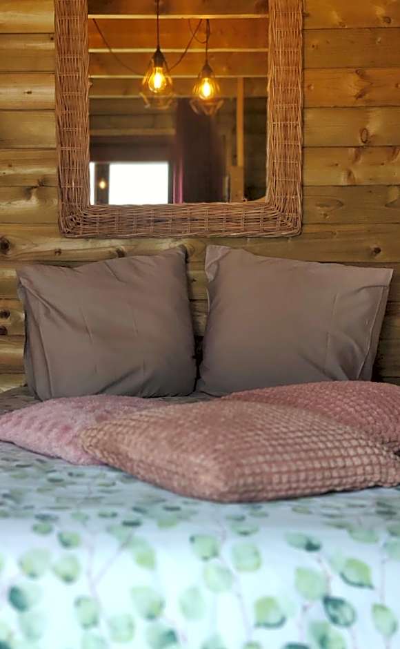 Zdjęcie 1 z 12 — 1 Bedroom Chalet