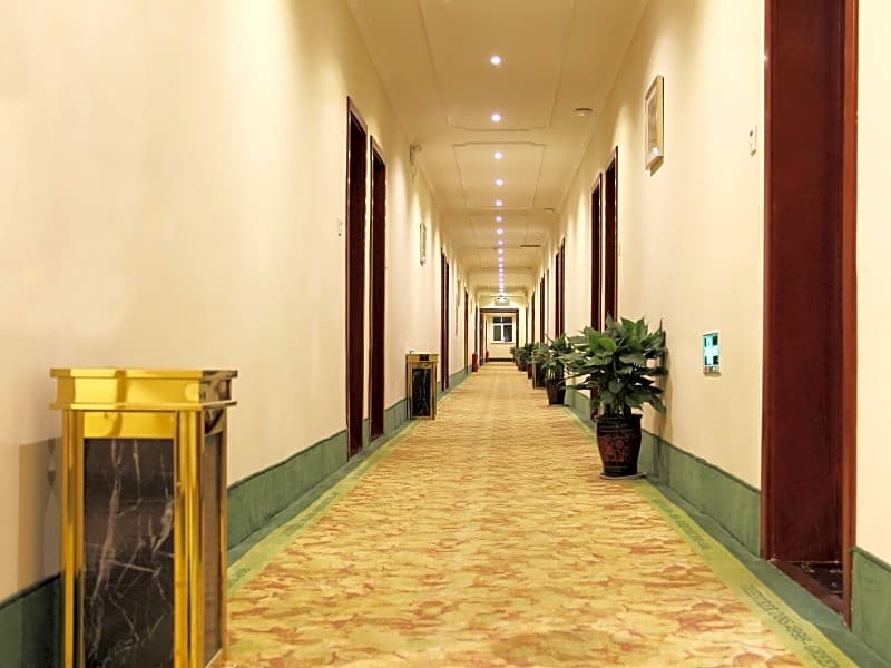 Greentree Inn Heze Mudan Road Bus Terminal Station Express Hotel