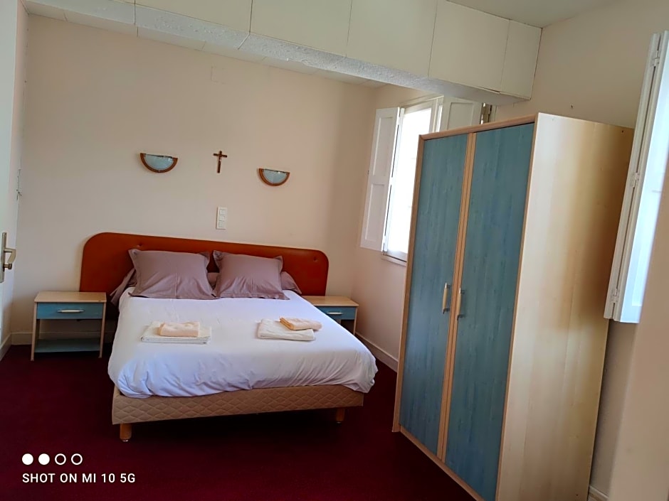 Hotel Du Rocher