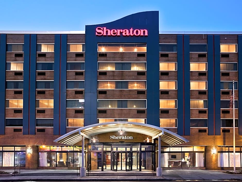 Sheraton Niagara Falls