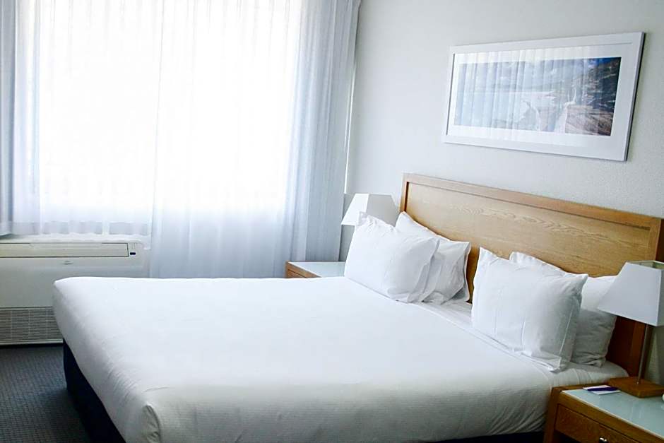 Mercure Charlestown