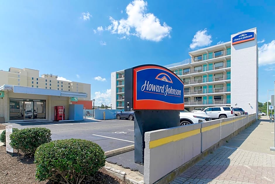 Howard Johnson by Wyndham Virginia Beach At The Beach