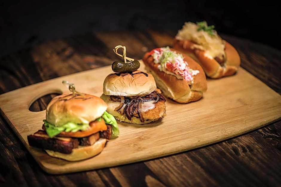 DoubleTree By Hilton Jamestown, NY