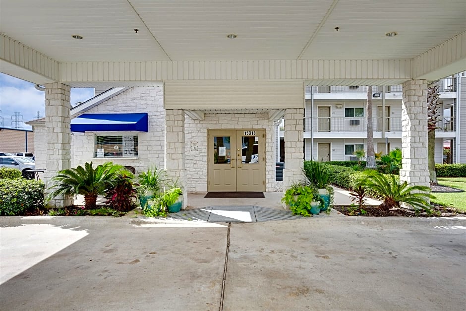 Studio 6 Houston, TX - Clear Lake