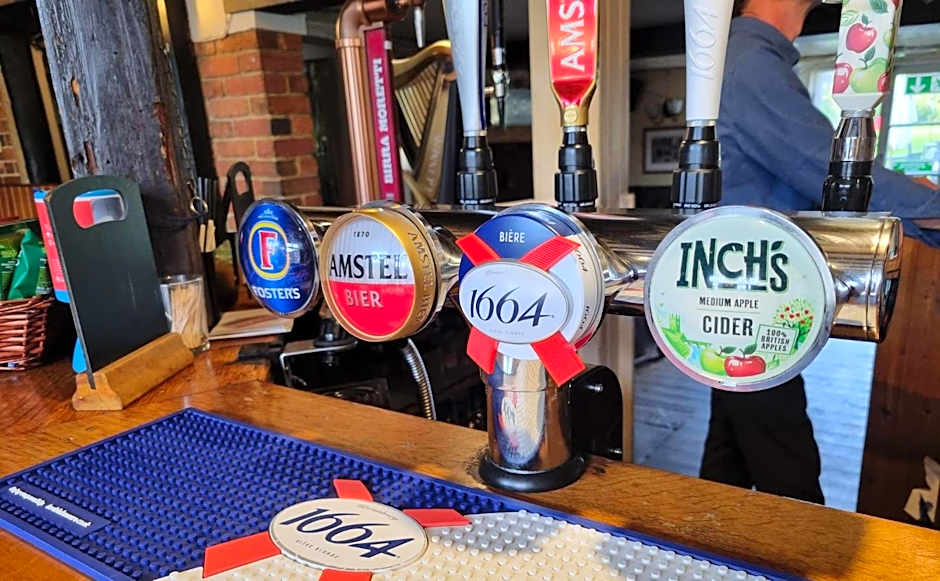 The Red Lyon Slinfold