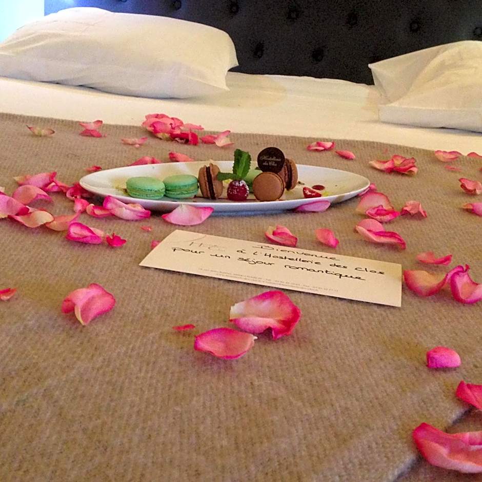 Logis Hostellerie des Clos et restaurant Bistrot des grands crus et Maison de la tour Chablis