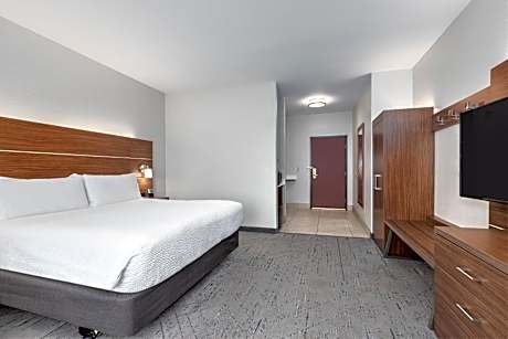 Standard King Room with Accessible Tub - Mobility Access