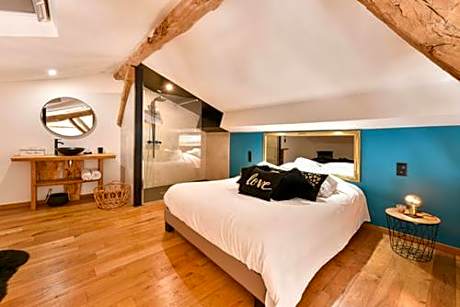 Queen Room with Spa Bath