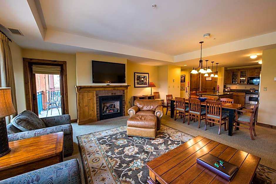 The Lodge at Mountaineer Square, A Vail Resorts Property