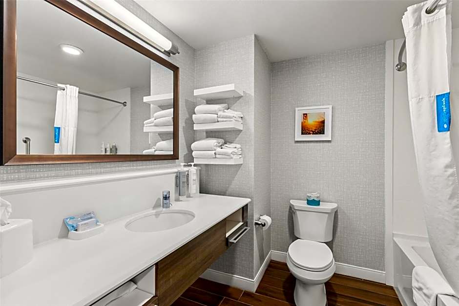 Hampton Inn By Hilton & Suites Fond du Lac