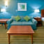 Holiday Inn Express Hotel & Suites Fredericksburg