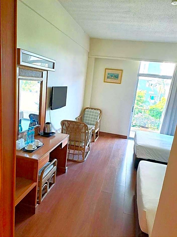 Golden Beach Hotel Pattaya