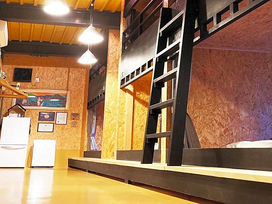 ADLIV/Factry Stay/工場に泊まれる