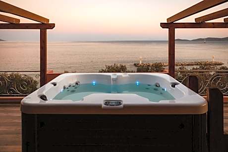 Aegialis luxury apartments