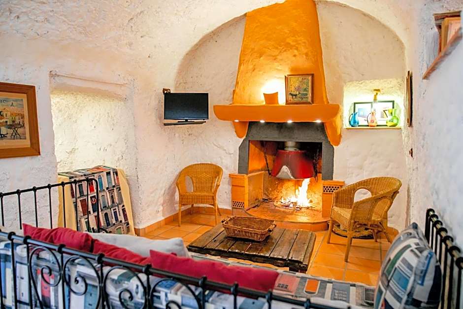 Casas Cueva La Tala