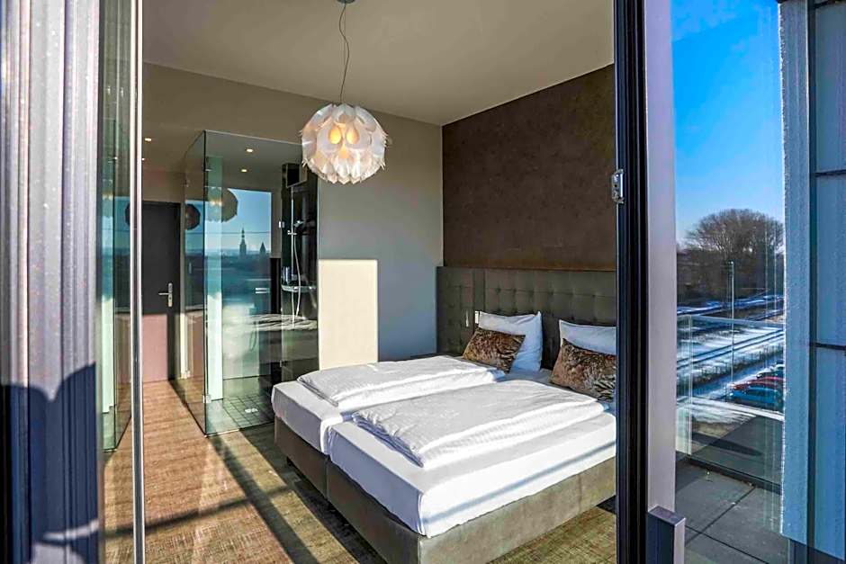 DECK 8 DESIGNHOTEL.SOEST