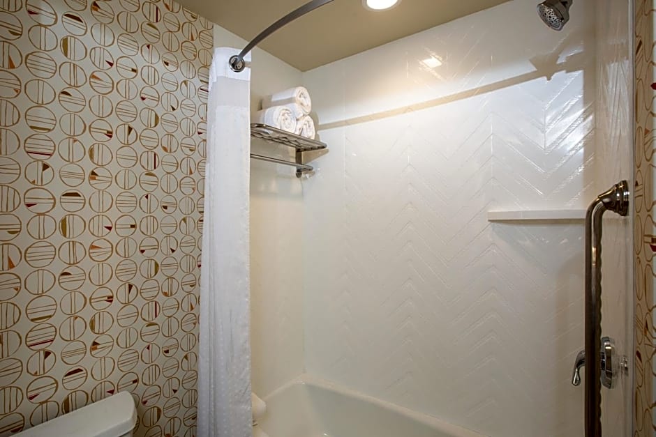 Holiday Inn - Gulfport-Airport, an IHG Hotel
