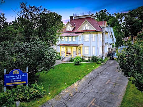 Marmora and Lake Inn and Victorian Diner-2025 Group Reunion Home for up to 32 guests