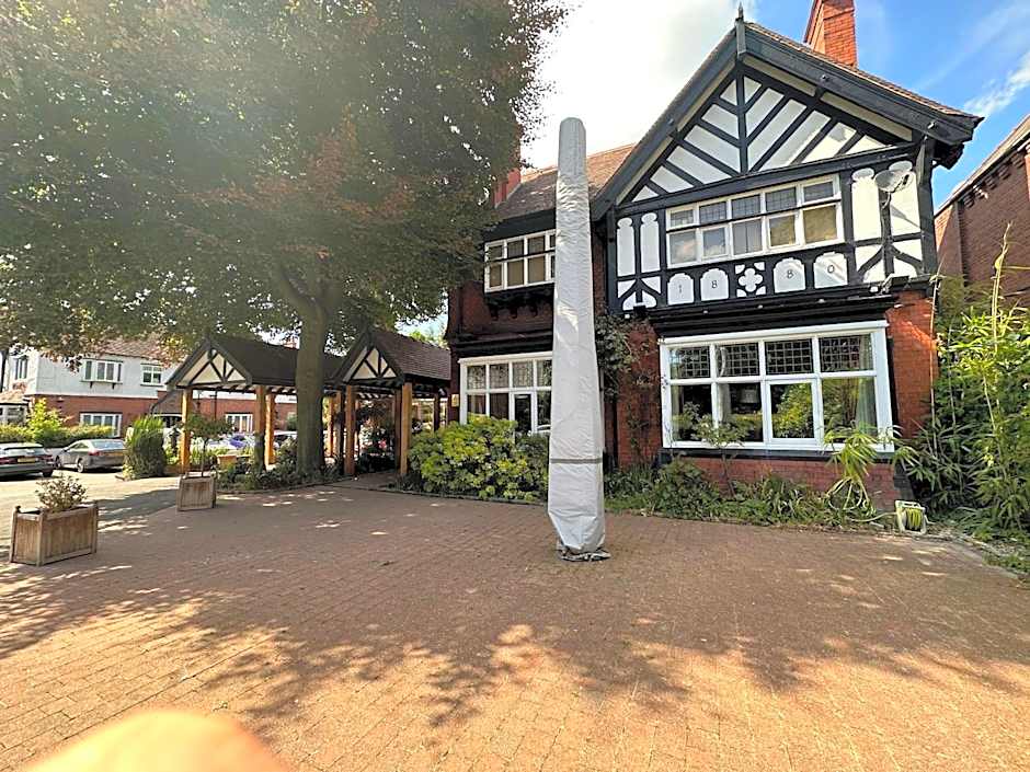 Chester Court Hotel