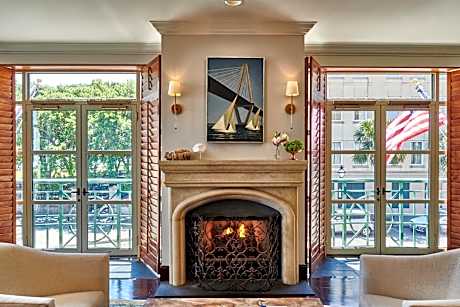 Harbourview Inn