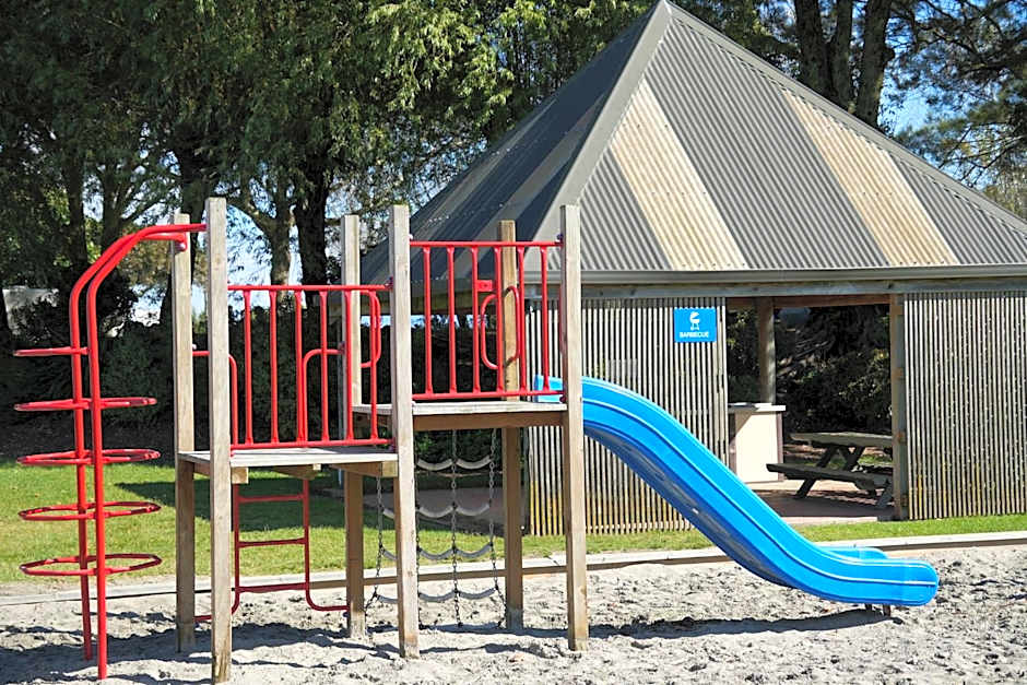 Tāhuna Beach Holiday Park